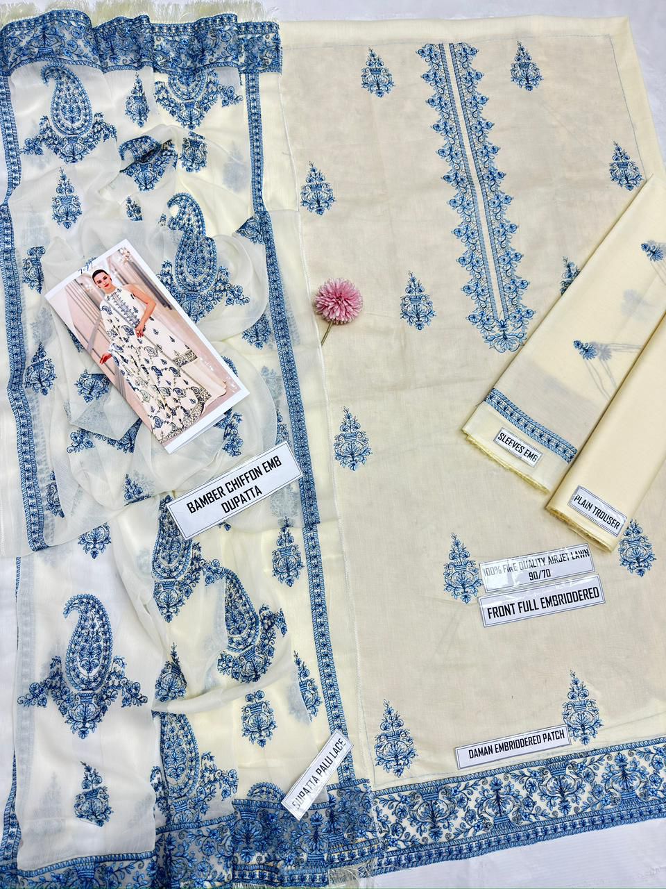 🍂*BAREEZE 7077*🍂

*Stuff: Best Quality Lawn 90/88*

✔️ Front Full Embroidered
✔️ Neck Heavy Emb
✔️ Daman  Embroidered patch
✔️ Sleeves Heavy  Embroidered
✔️ Bamber chiffon heavy Emb shawl