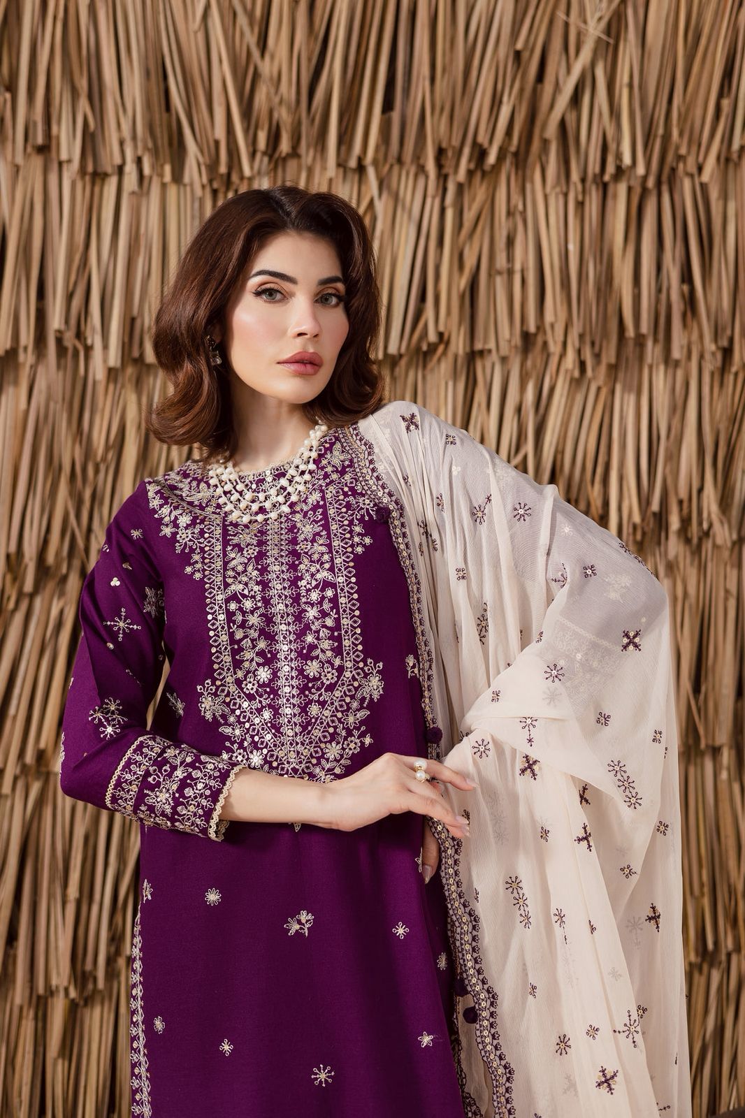 Batik 538*
*Stuff: Best Quality Pure Airjet lawn 90/70* guaranteed
